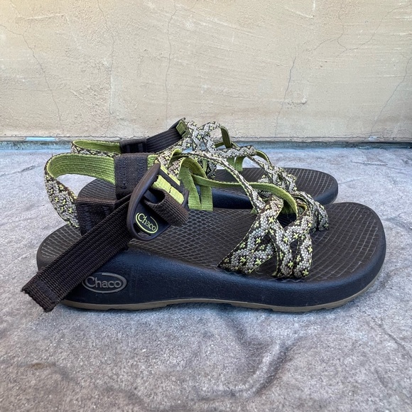 Chaco SandalsHiking Outdoor Sandal green and brown - Picture 5 of 10